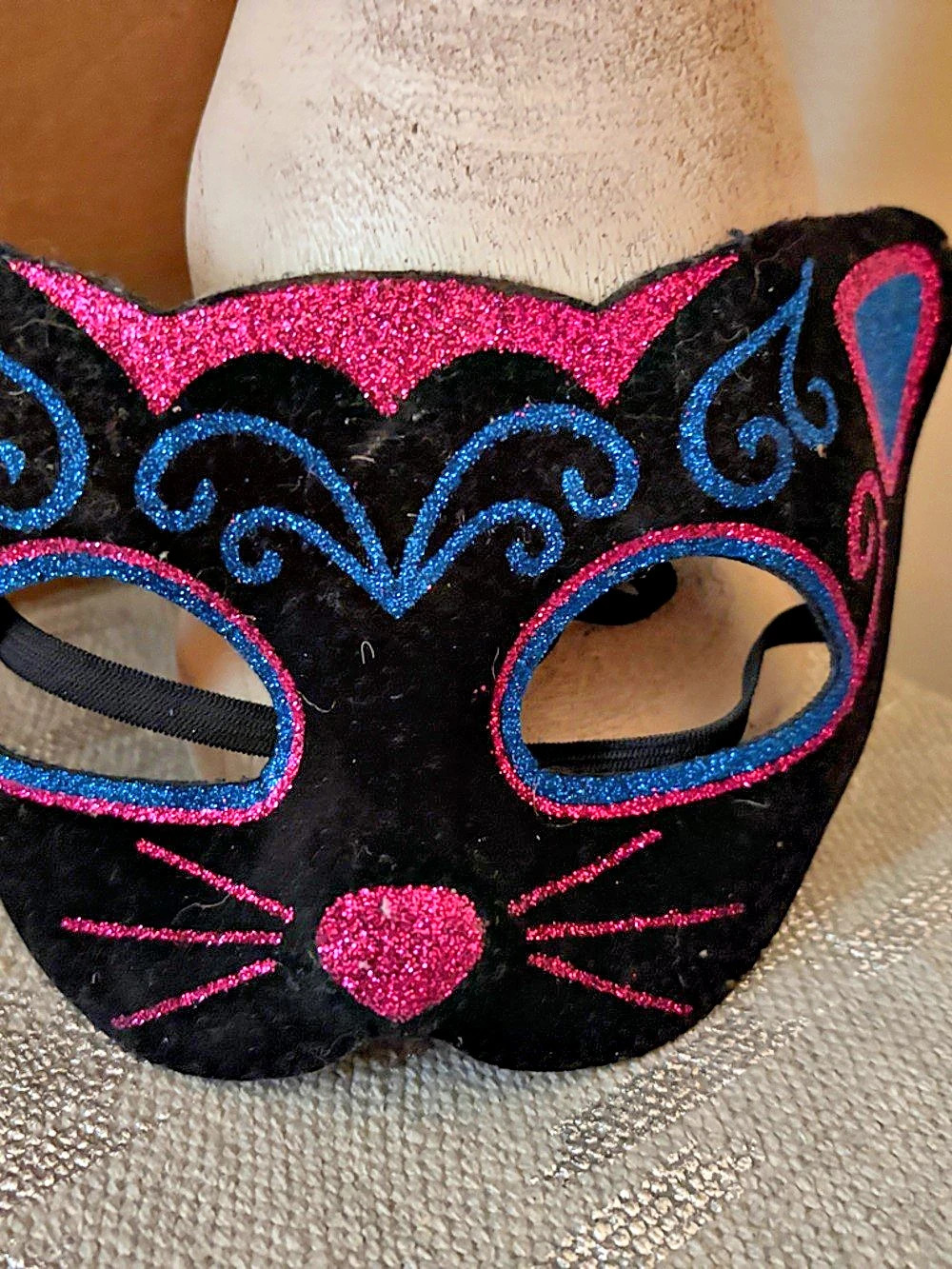 Glitter Cat Mask in Black & Pink